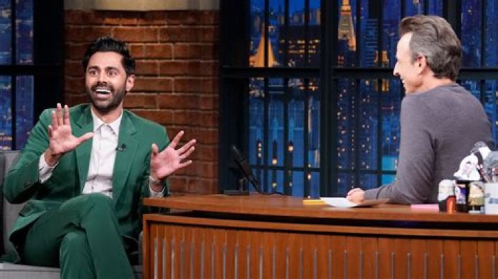 Watch Late Night with Seth Meyers Highlight Michael Che Interview